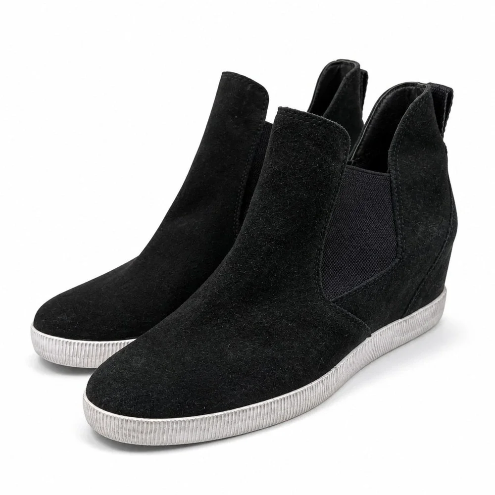 Sorel Evie Womens 12 Black Suede Chelsea Wedge Sneaker Bootie Waterproof Casual